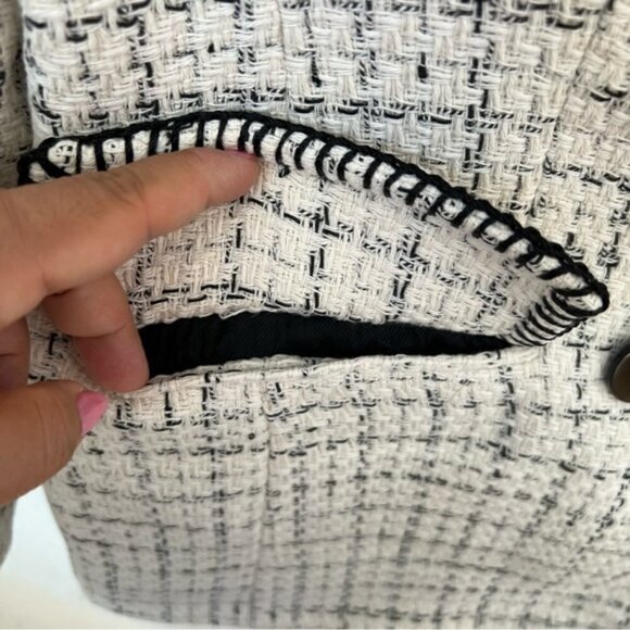 Zara, Textured Double-Breasted Blazer - White/Black. Size: M. NWT. - Picture 15 of 16